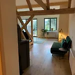Kranichhof - Studio, Loft & Atelier Zossen