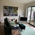 Kranichhof - Studio, Loft & Atelier Apartment *