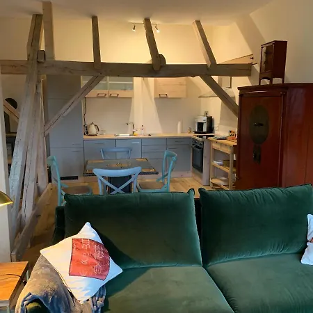 Kranichhof - Studio, Loft & Atelier Zossen