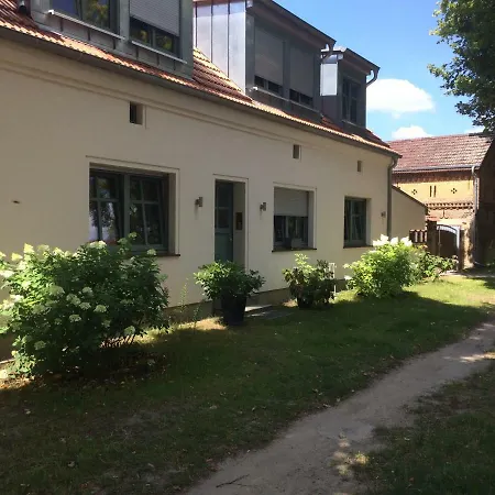 Kranichhof - Studio, Loft & Atelier Appartement *