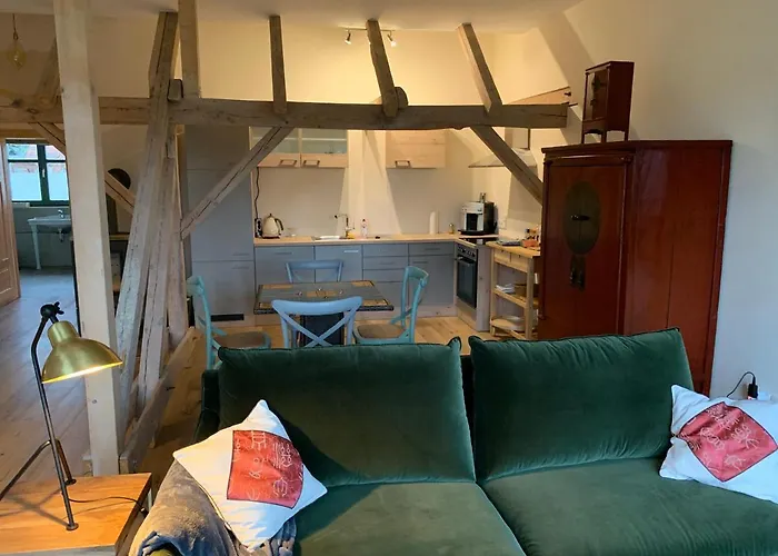 Kranichhof - Studio, Loft & Atelier Zossen